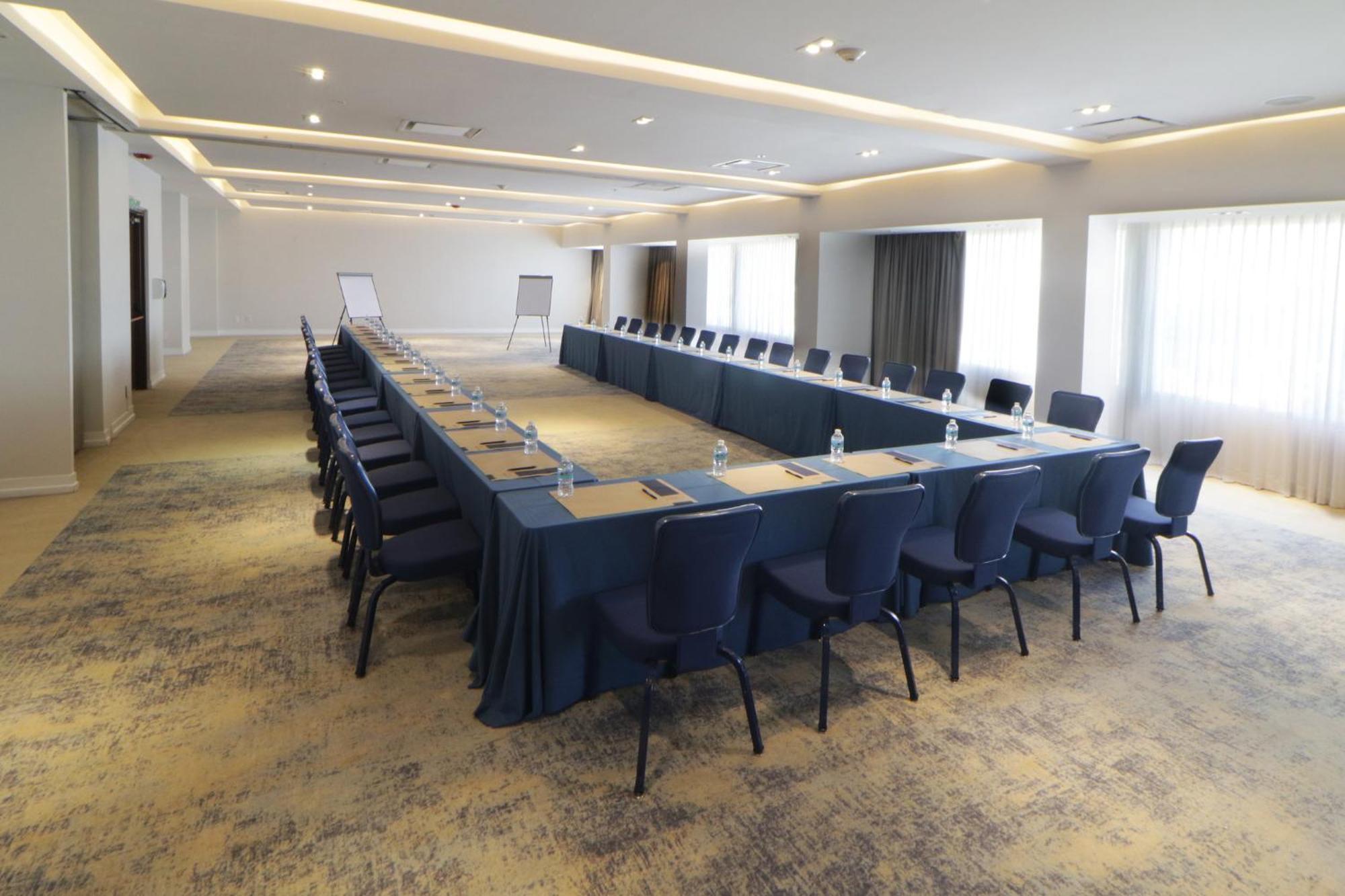 Hotel Indigo Guadalajara Expo By Ihg Εξωτερικό φωτογραφία
